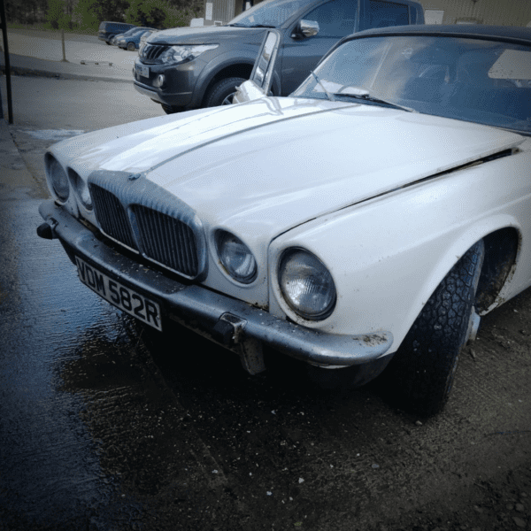 Daimler clean. - Fostering Classics