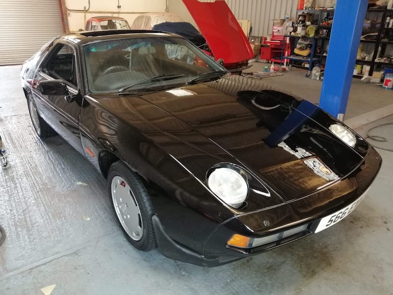 Fostering Classics Porsche 928 front angle