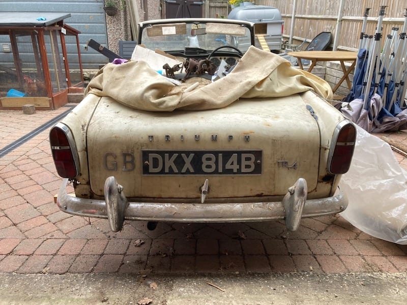 Fostering Classics - Triumph TR4 - rear end