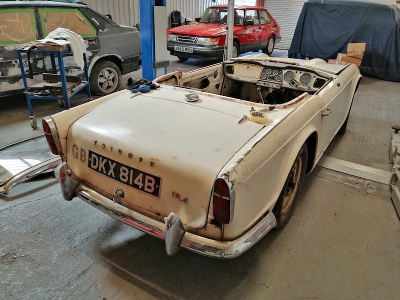 Fostering Classics - TR4 - getting ready for body work