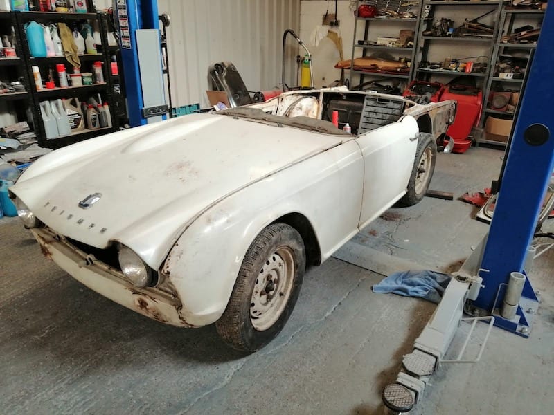 Fostering Classics - TR4 - stripped close up