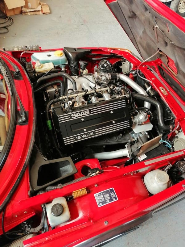 Fostering classics. - Saab - engine bay complete