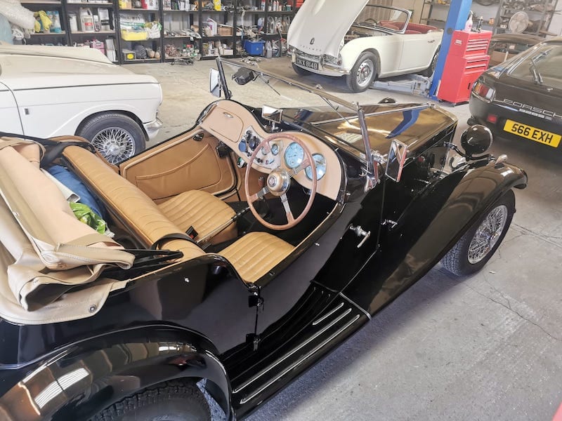 Fostering Classics - 1951 MG TD - interior overview