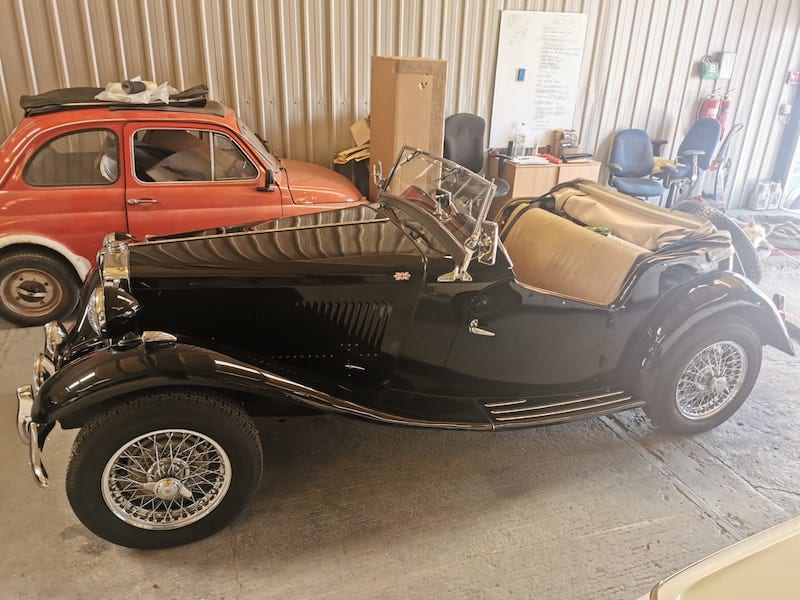 Fostering Classics - 1951 MG TD - side view