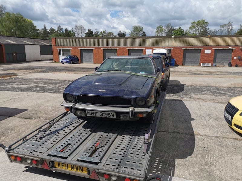 Fostering Classics - Aston Martin V8 - delivery to workshop
