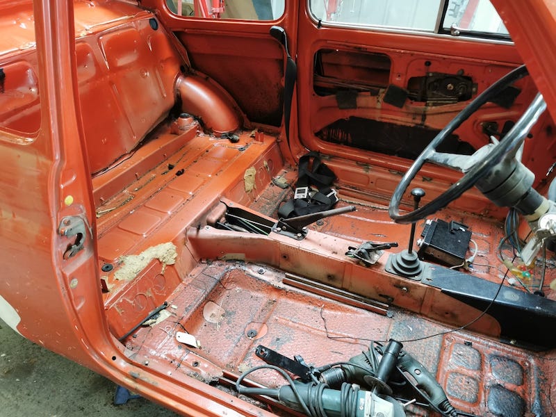 Fostering Classics - Fiat 500 red - interion bodywork before restoration