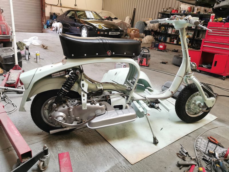 Fostering Classics - Lambretta - assembly in progress