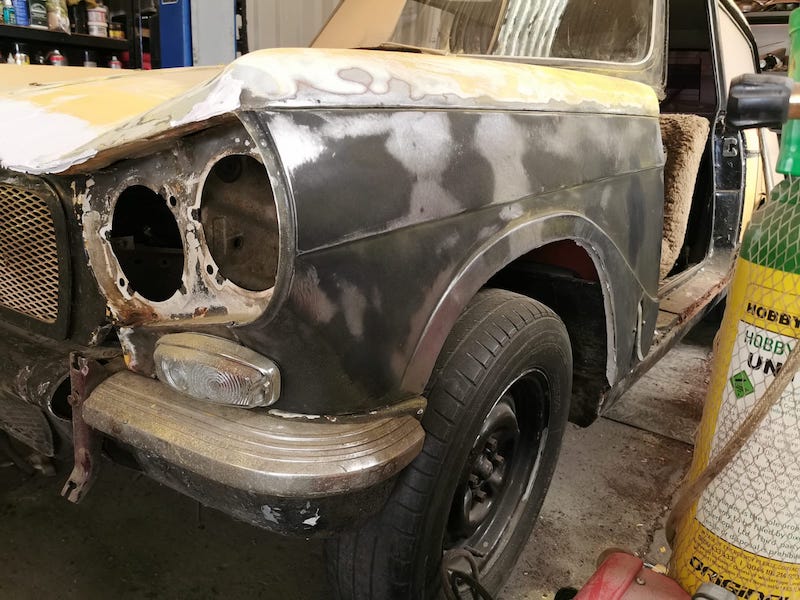 Triumph Vitesse estate - front prep - Fostering Classics