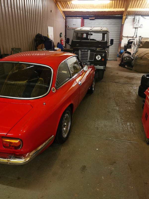 Alfa Romeo 1750 GTV - in the workshop- Fostering Classics
