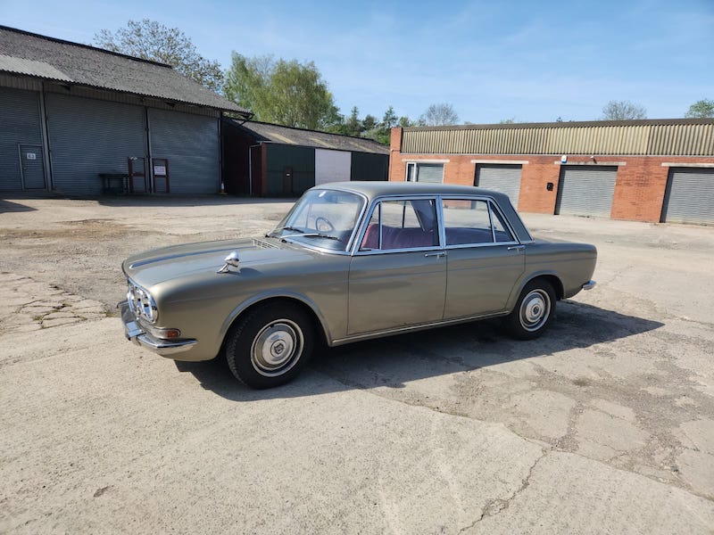 side view - Lancia Flavia - Fostering Classics