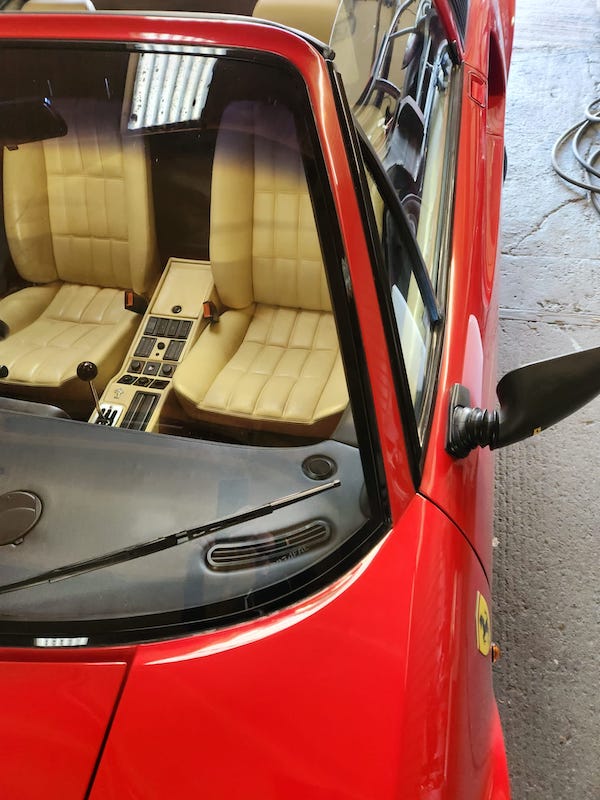 Ferrari 328 GTS - Fostering Classics - looking inside