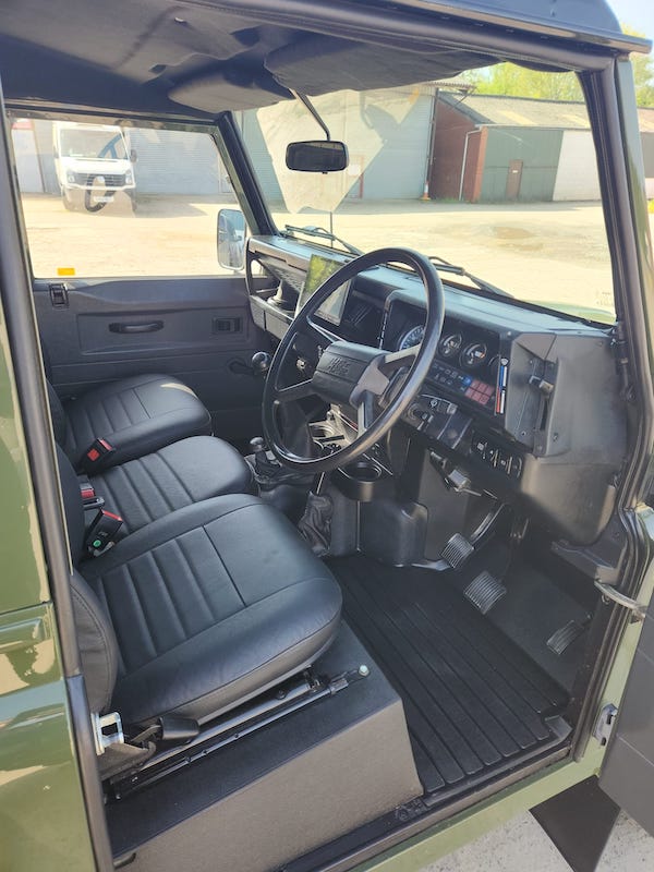 Land Rover Defender 90 - finished interior- Fostering Classics