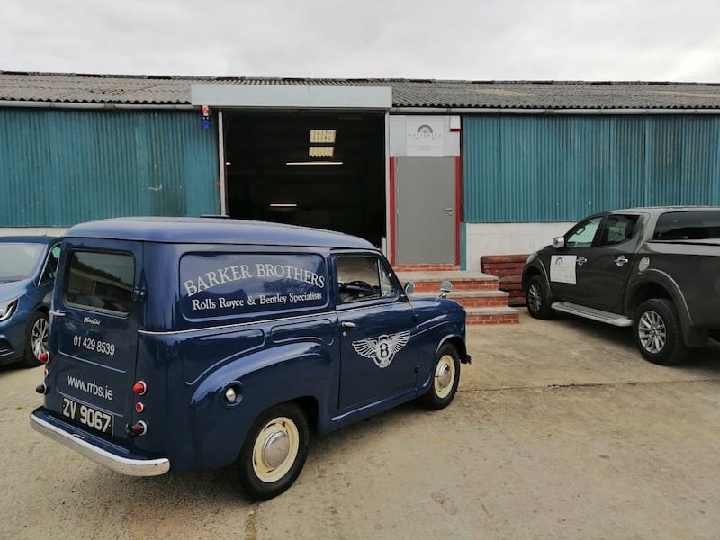 Fostering classics - Austin A35 - at the workshop
