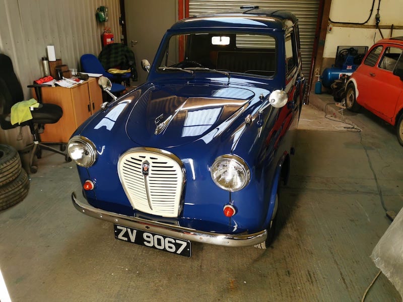 Fostering Classics - Austin A35 - front