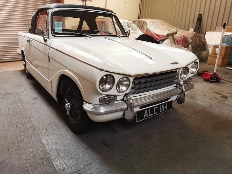 Fostering Classics - Triumph Vitesse - front view before restoration