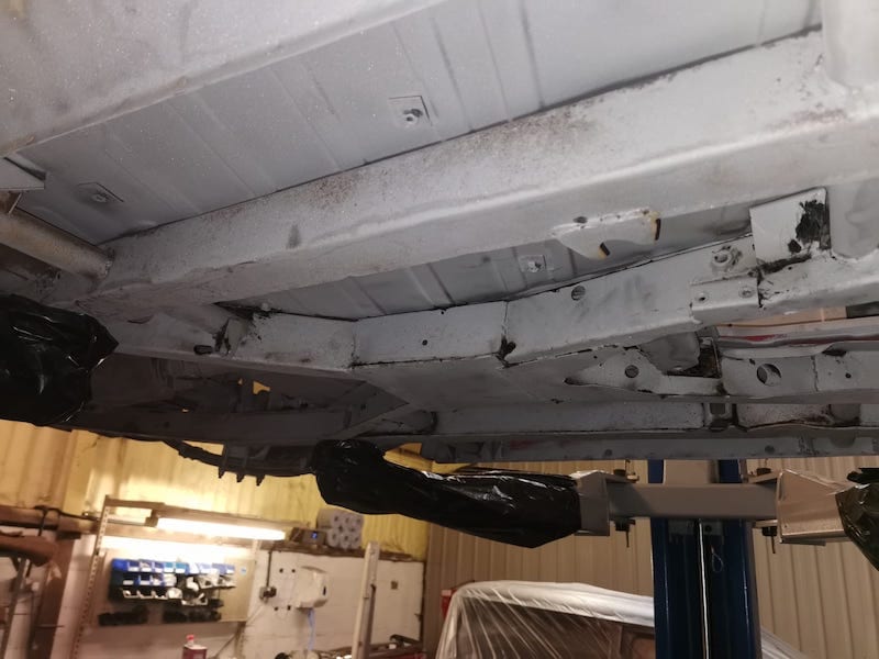 Fostering Classics - Triumph TR4 - under body in bare metal