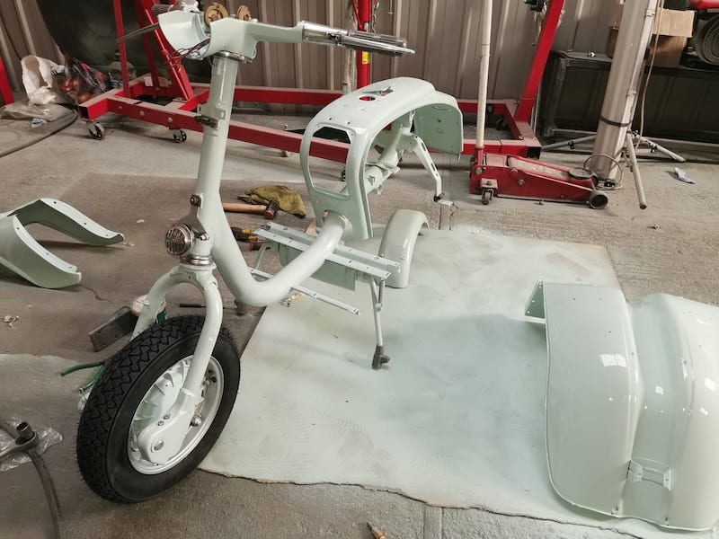 Fostering Classics - Lambretta - painingin in progress