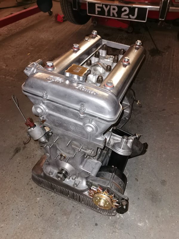 Alfa Romeo 1750 GTV - engine out- Fostering Classics