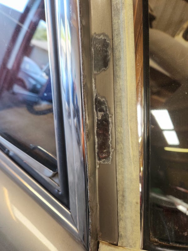 A-post rust - Lancia Flavia - Fostering Classics