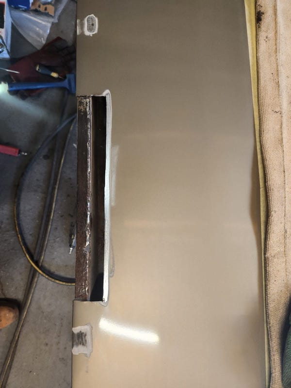 bottom of the doors repair doors cutting out damages sections - Lancia Flavia - Fostering Classics