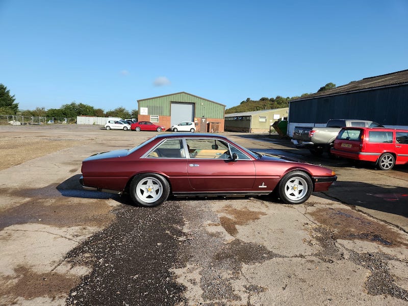 Ferrari 400i - side profile - Fostering Classics